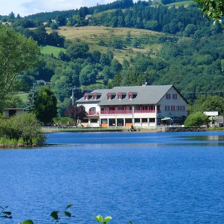 Le Lac Des Moines Condat  Luaran gambar