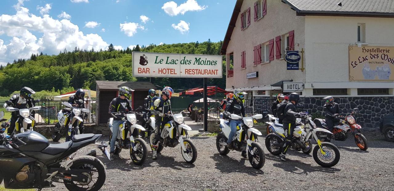 Le Lac Des Moines Condat  Luaran gambar