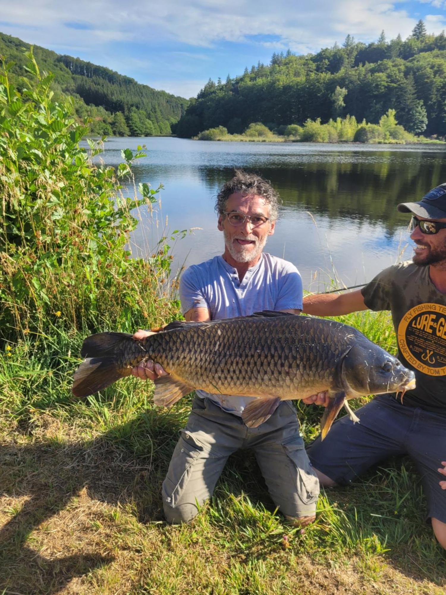Le Lac Des Moines Condat  Luaran gambar